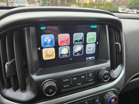 Used 2017 GMC Canyon Denali image 29