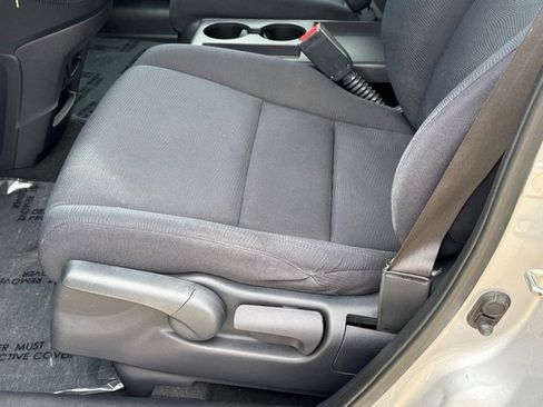 Used 2010 Honda CR-V LX image 13