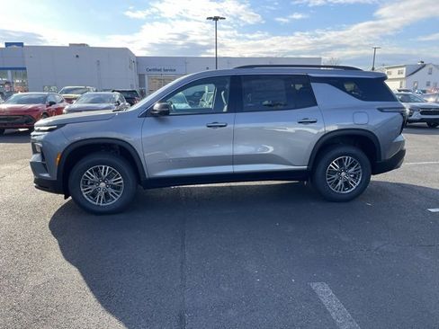 New 2026 Chevrolet Traverse LT image 4