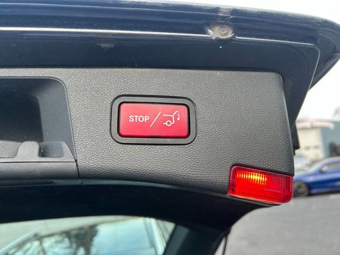 Used 2011 Mercedes-Benz E 350 4MATIC Wagon image 28