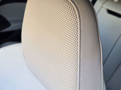 New 2025 Audi A5 2.0T Prestige image 17