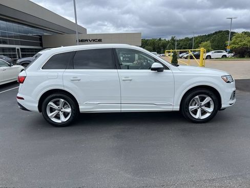 Used 2024 Audi Q7 2.0T Premium w/ Convenience Package AWD/4WD image 2