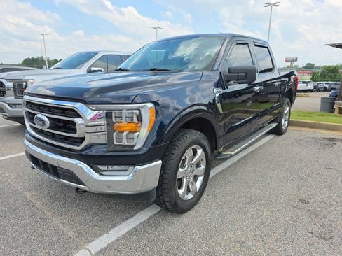 Used 2022 Ford F150 XLT w/ Equipment Group 302A High AWD/4WD image 2
