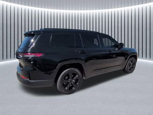Used 2023 Jeep Grand Cherokee L Laredo AWD/4WD image 12