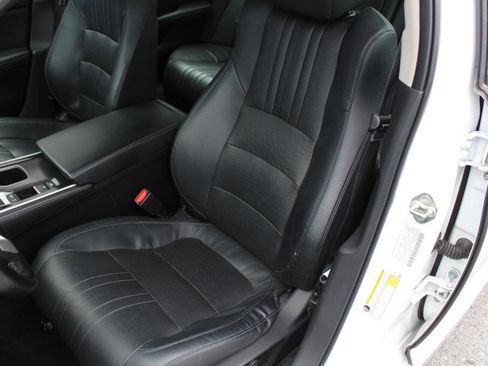 Used 2018 Honda Accord EX-L image 3