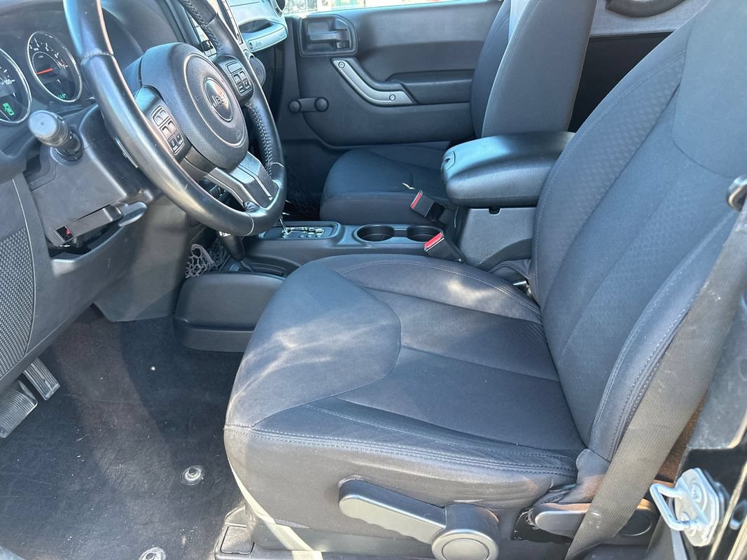 Used 2016 Jeep Wrangler Sport AWD/4WD image 7