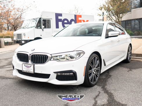 Used 2018 BMW 540i w/ M Sport Package image 3