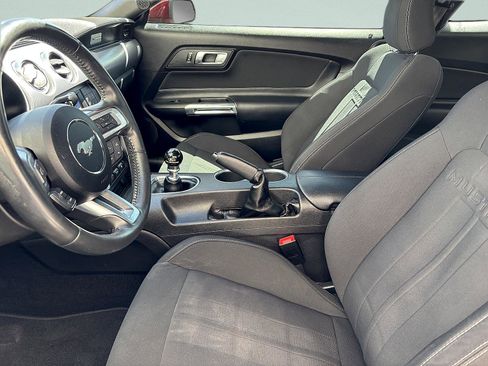 Used 2019 Ford Mustang GT RWD image 15