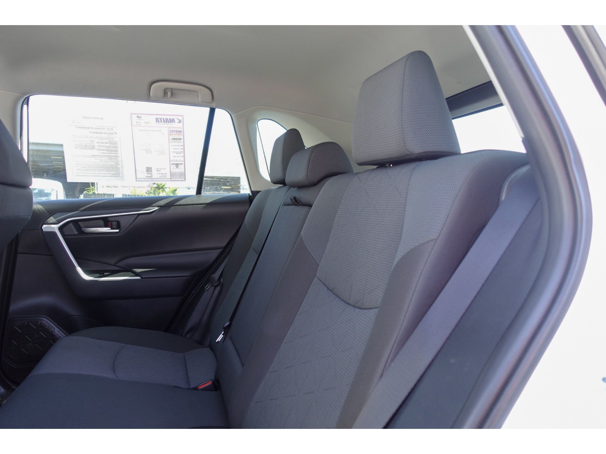Used 2025 Toyota RAV4 XLE FWD image 20