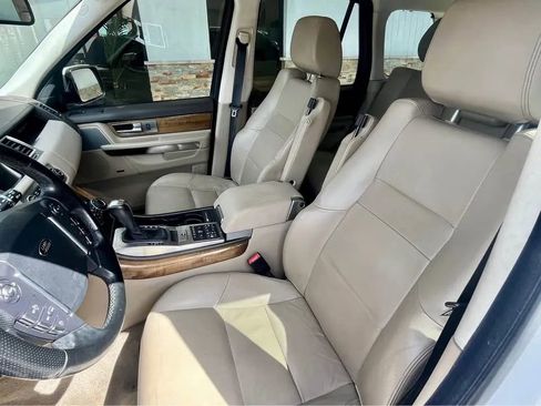 Used 2013 Land Rover Range Rover Sport HSE image 13