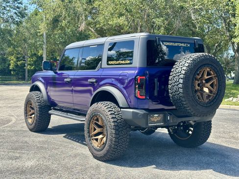 Used 2024 Ford Bronco Big Bend image 3