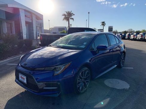 Used 2022 Toyota Corolla SE w/ Carpet Mat Package (TMS) image 3