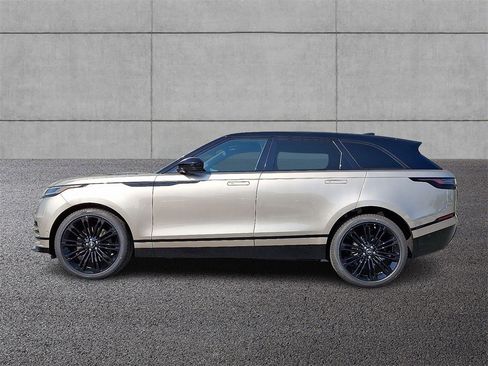 New 2026 Land Rover Range Rover Velar Dynamic SE image 2
