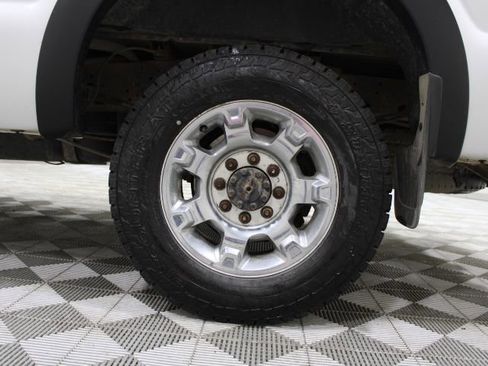 Used 2016 Ford F250 XLT w/ XLT Premium Package image 42