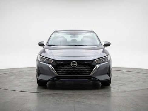 Used 2025 Nissan Sentra S image 2