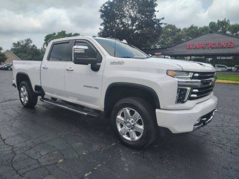 Used 2022 Chevrolet Silverado 2500 High Country w/ Z71 Off-Road Package AWD/4WD image 1
