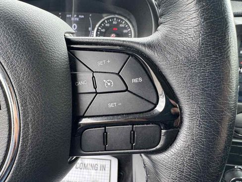 Used 2020 Jeep Renegade Altitude image 15