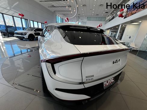 New 2025 Kia EV6 Wind image 5