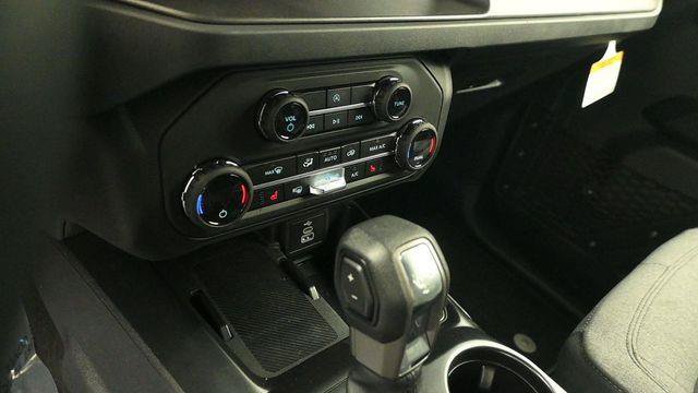 Used 2026 Ford Bronco Big Bend AWD/4WD image 12