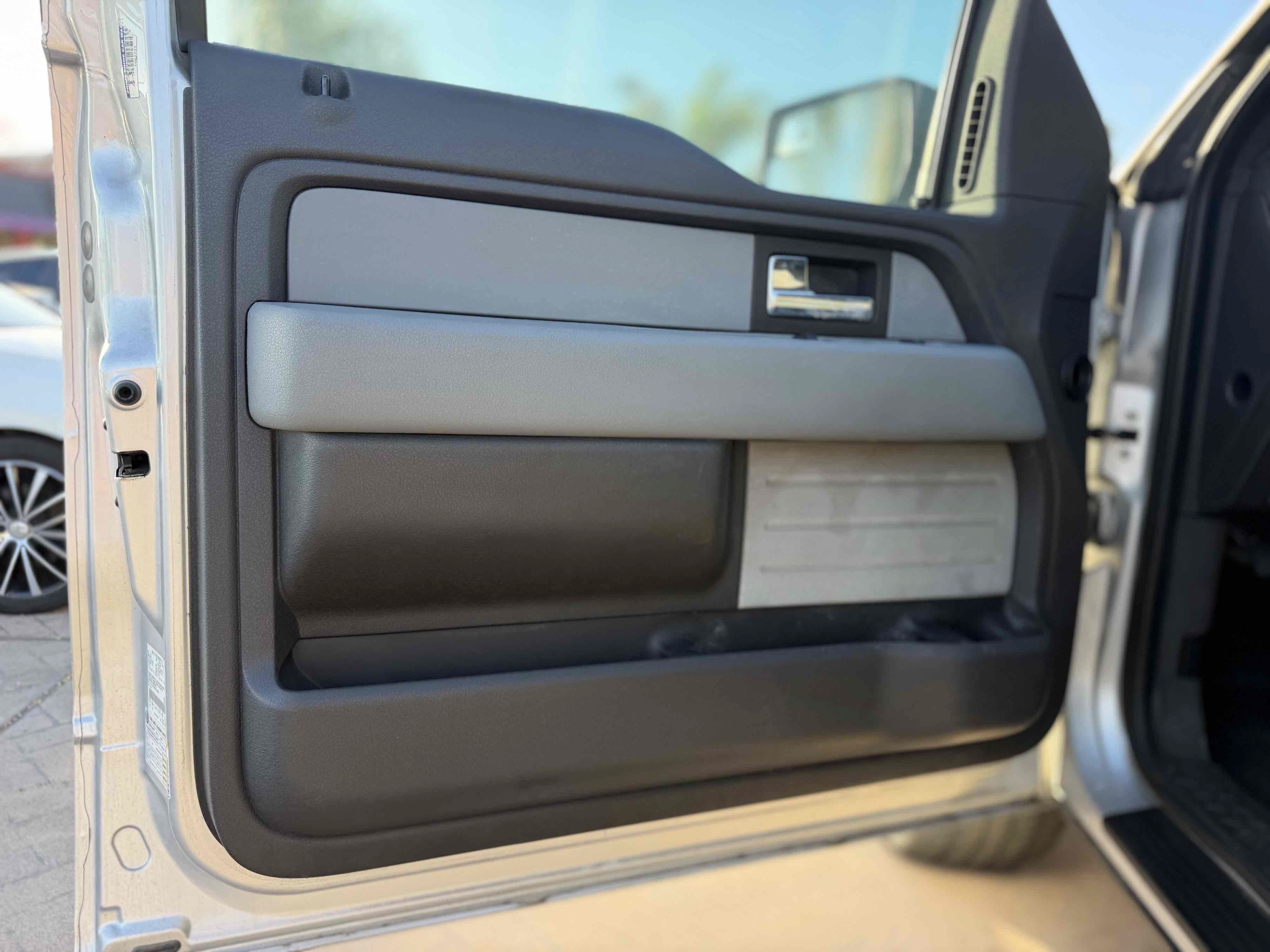 Used 2014 Ford F150 XLT AWD/4WD image 16