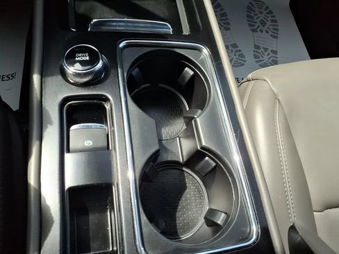 Used 2024 Lincoln Corsair FWD image 20