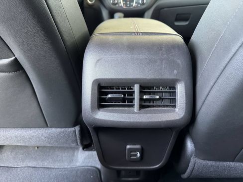 Certified 2024 Chevrolet Equinox RS w/ RS Leather Package AWD/4WD image 21