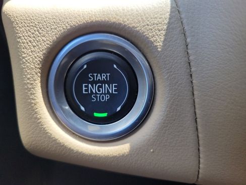 Used 2024 Chevrolet Tahoe Premier w/ Premium Package 2 image 22