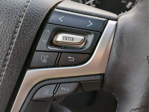 Used 2016 Toyota Land Cruiser AWD/4WD image 28