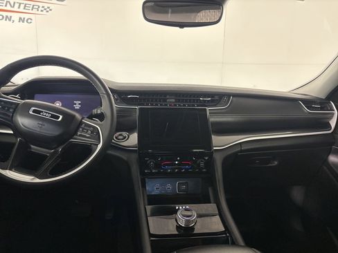 Used 2023 Jeep Grand Cherokee L Laredo w/ Luxury Tech Group I image 22