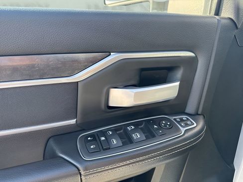 Used 2024 RAM 2500 Big Horn image 25