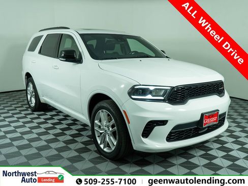 Used 2024 Dodge Durango GT image 2