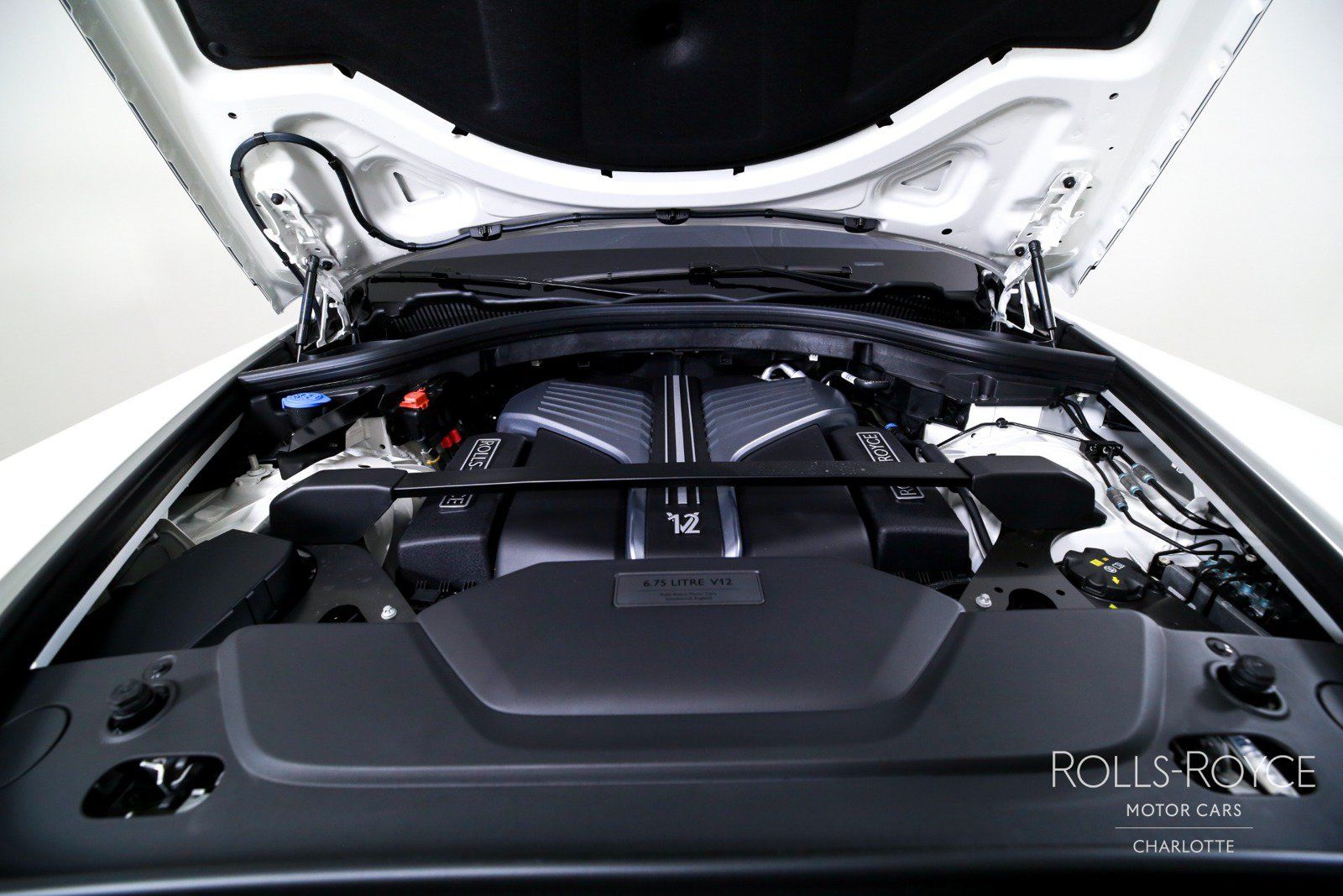 New 2027 Rolls-Royce Cullinan Black Badge AWD/4WD image 38