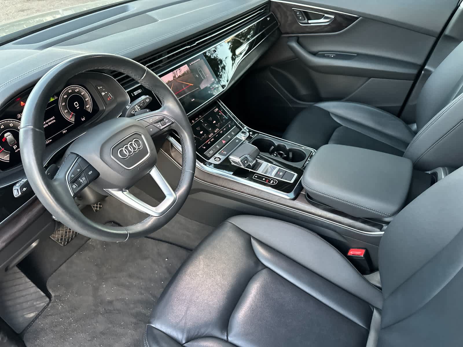 Used 2023 Audi Q7 3.0T Premium w/ Convenience Package AWD/4WD image 11