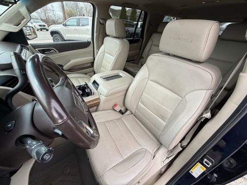 Used 2018 GMC Yukon Denali w/ Open Road Package AWD/4WD image 11