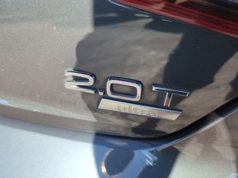 Used 2017 Audi A4 2.0T Ultra Premium w/ Convenience Package image 23