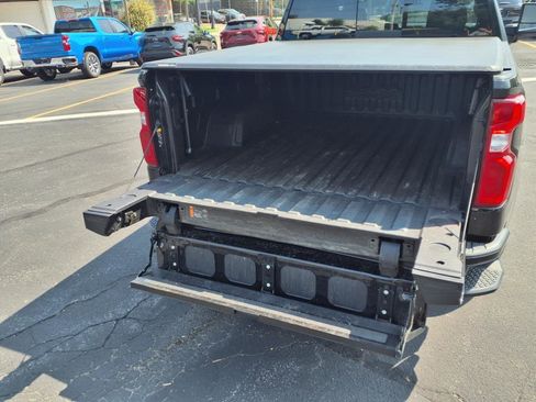 Used 2024 Chevrolet Silverado 1500 High Country w/ High Country Premium Package image 21