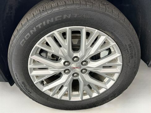 Used 2024 GMC Acadia Elevation AWD/4WD image 11