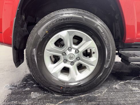 Used 2024 Toyota 4Runner SR5 image 8