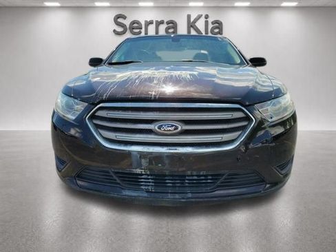 Used 2014 Ford Taurus SE FWD image 8