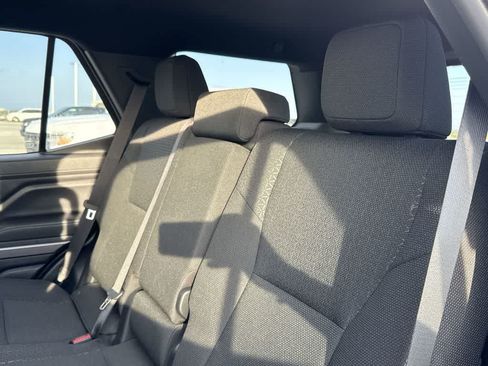 Used 2025 Toyota 4Runner SR5 AWD/4WD image 21