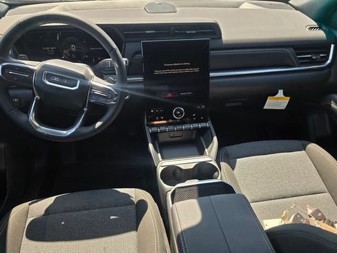 New 2026 GMC Terrain Elevation w/ Technology Package II FWD image 12