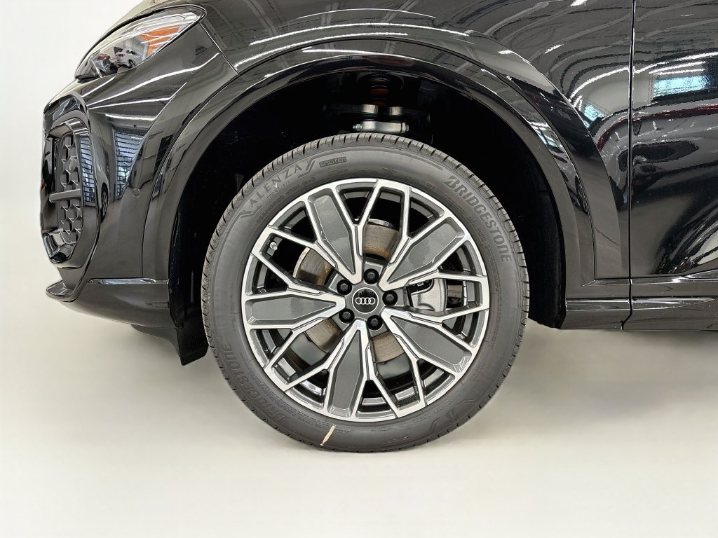 New 2026 Audi Q5 Premium Plus AWD/4WD image 26