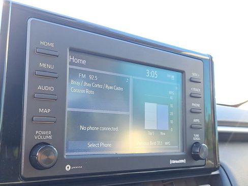 Used 2021 Toyota RAV4 XLE image 21