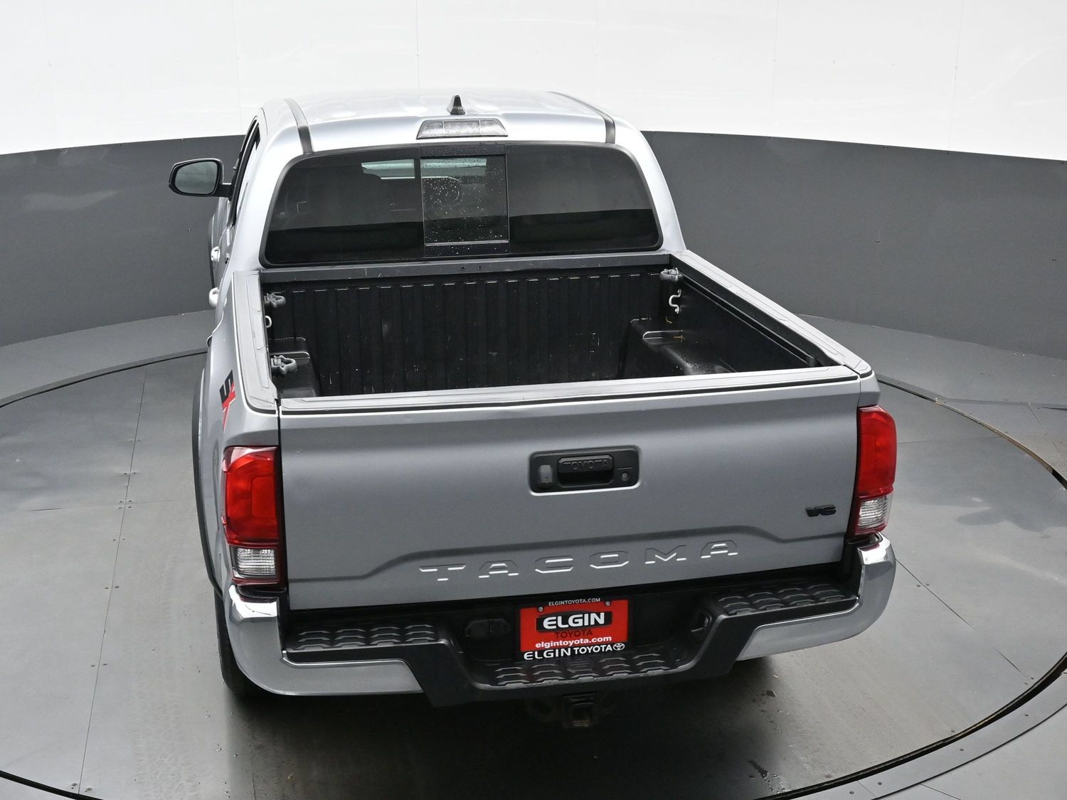 Used 2023 Toyota Tacoma SR5 w/ SX Package RWD image 38