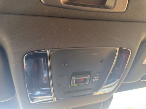 Used 2021 Lexus LC 500 500 w/ Sport Package image 15