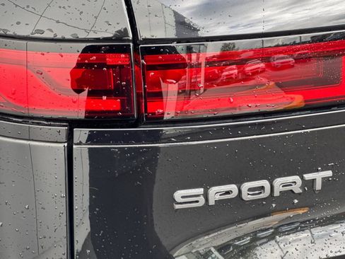 Certified 2024 Land Rover Range Rover Sport SE image 34