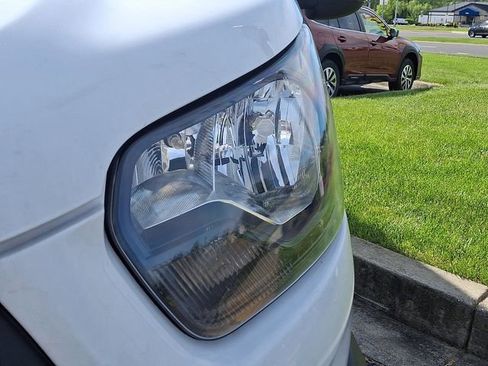 Used 2023 Ford Transit 350 DRW RWD image 9