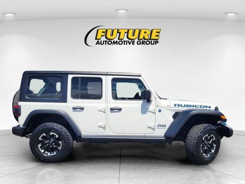 Used 2024 Jeep Wrangler Unlimited Rubicon 4xe AWD/4WD image 3
