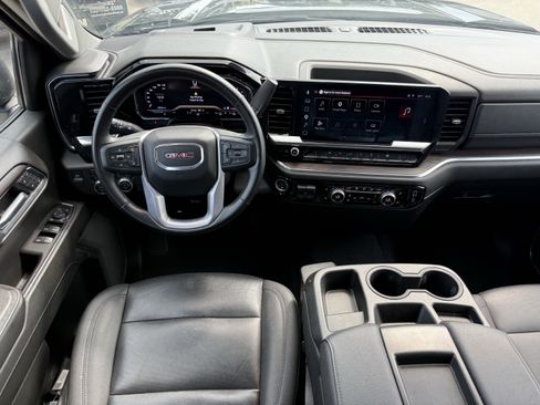 Used 2025 GMC Sierra 1500 SLT AWD/4WD image 15