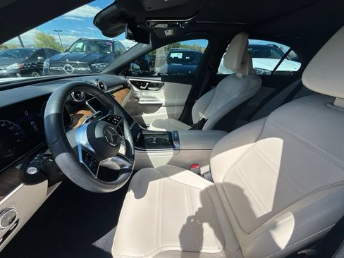 Used 2023 Mercedes-Benz C 300 Sedan image 9